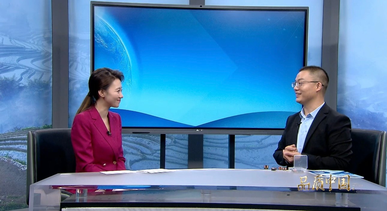 CCTV 徐逍擎老师访谈丁总